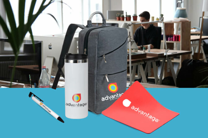 Equipando a Nuevos Empleados: Regalos Personalizados para Un Inicio Memorable